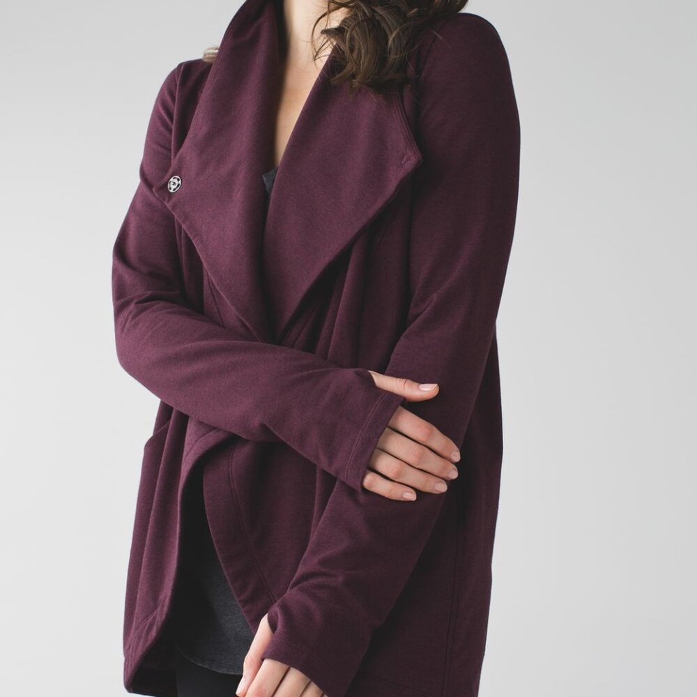 LULULEMON THAT'S A WRAP HEATHERED BORDEAUX COLOR WOMEN SIZE 6